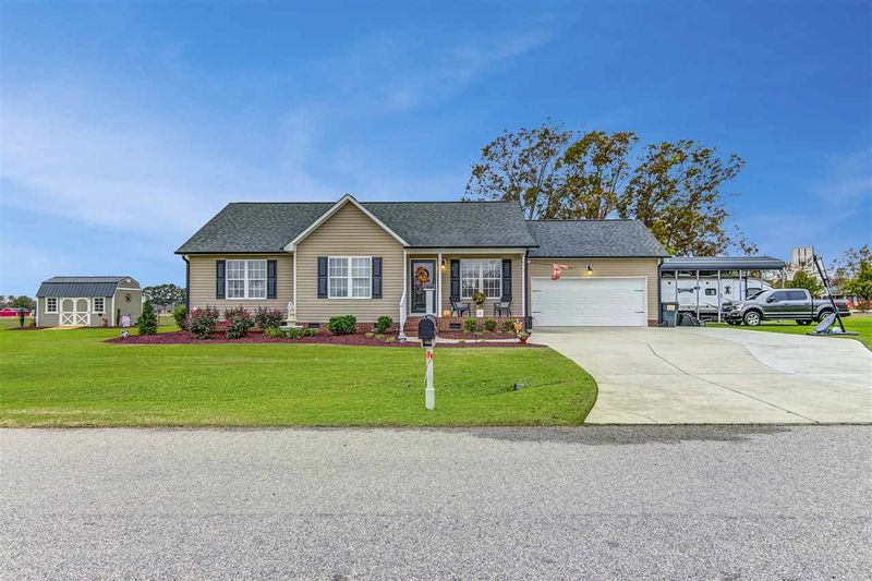 100 Jj Dr, Benson, NC 27504