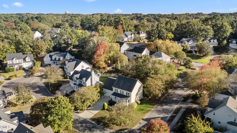 100 Kenneil Ct, Apex, NC 27502