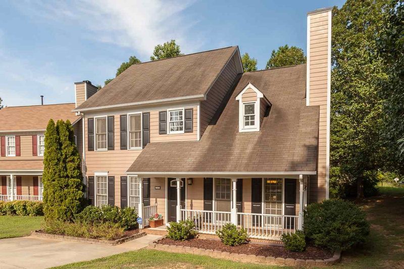100 Korbel Pl, Cary, NC 27513