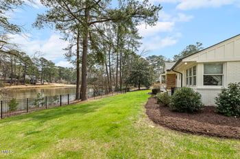 100 Lakeside Dr, Fuquay Varina, NC 27526