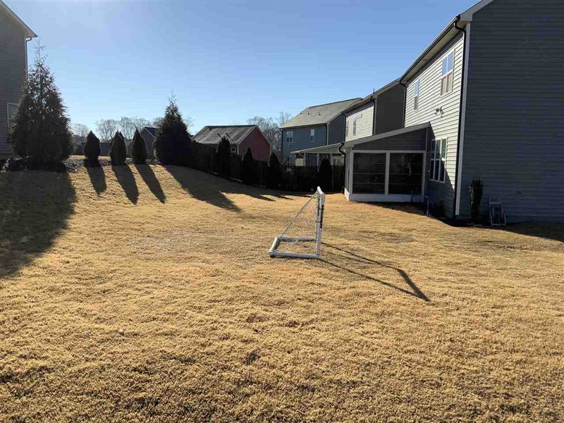 100 Lanier Pl, Clayton, NC 27527