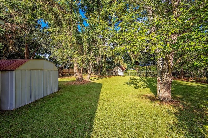 100 Lewiston Ct, Fayetteville, NC 28314