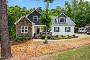 100 Lexington Ave, Zebulon, NC 27597
