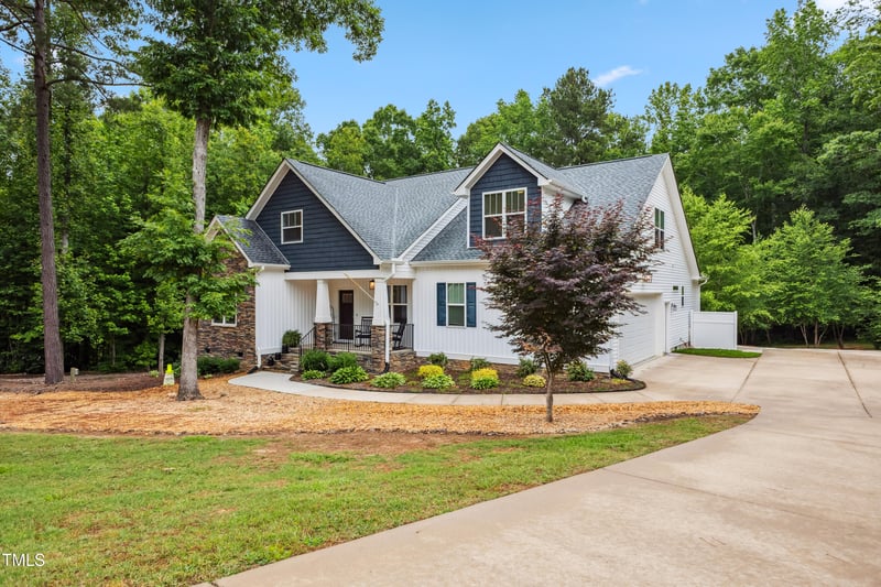 100 Lexington Ave, Zebulon, NC 27597