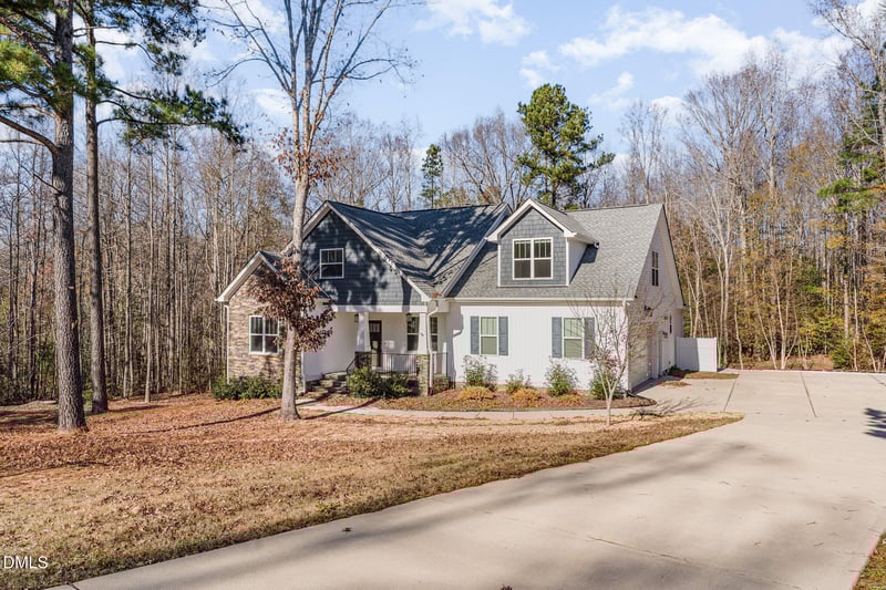 100 Lexington Ave, Zebulon, NC 27597