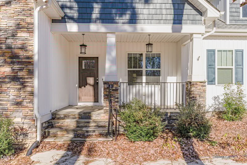 100 Lexington Ave, Zebulon, NC 27597