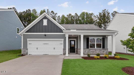 100 Lightfoot Ln, Hillsborough, NC 27278