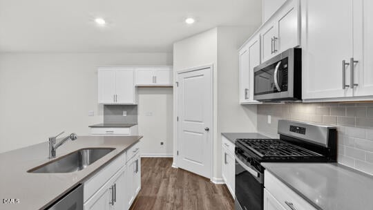 100 Lightfoot Ln, Hillsborough, NC 27278