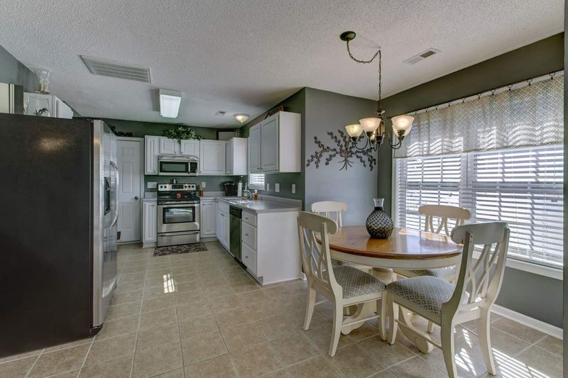 100 Lindell Dr, Apex, NC 27539