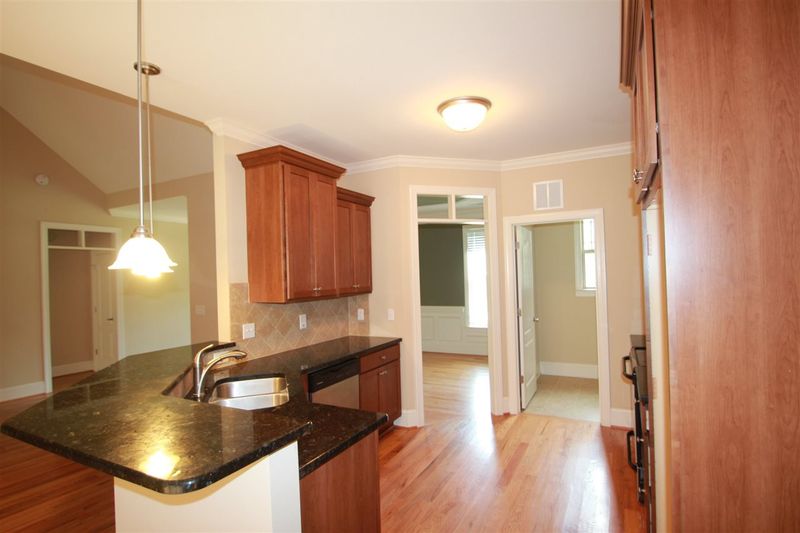 100 Linden Ct, Garner, NC 27529