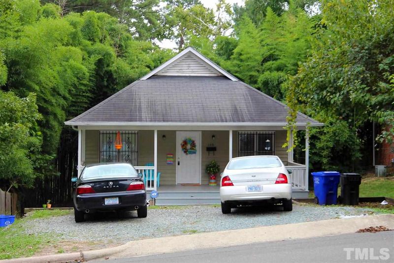 100 E Longview St, Chapel Hill, NC 27514