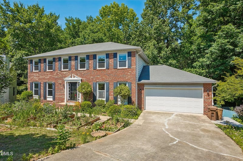 100 Lost Tree Ln, Cary, NC 27513