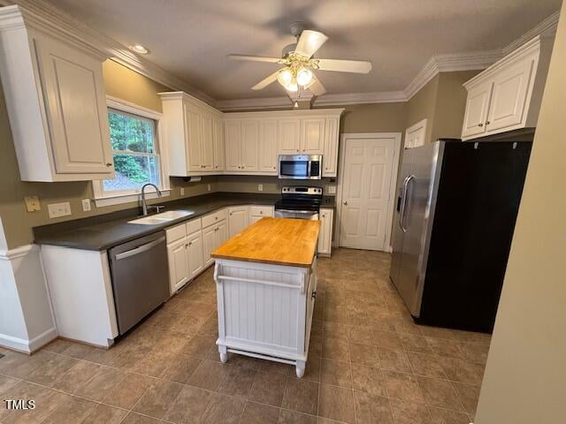 100 Lulworth Ct, Cary, NC 27519