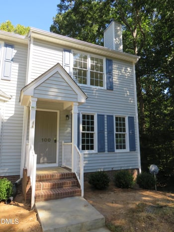 100 Luxon Pl, Cary, NC 27513