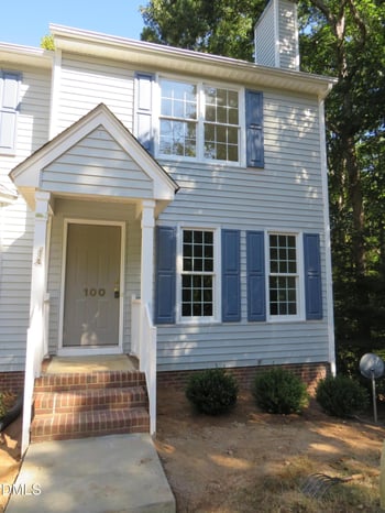 100 Luxon Pl, Cary, NC 27513
