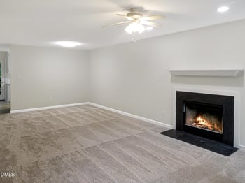 100 Luxon Pl, Cary, NC 27513
