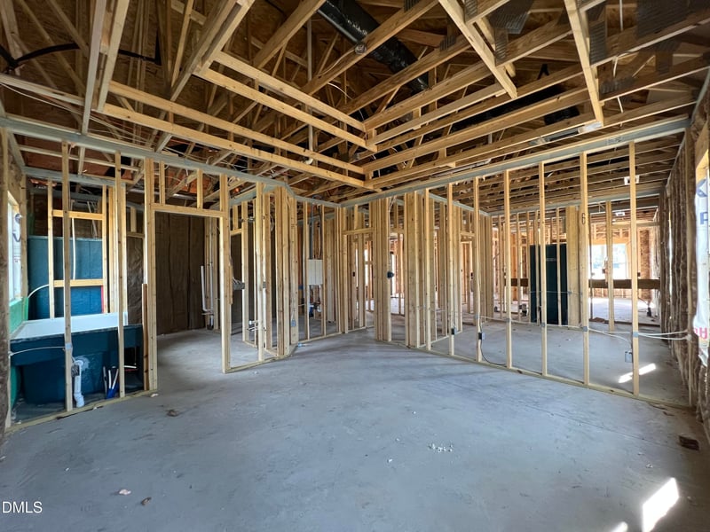 100 Lynn Ln, Selma, NC 27576