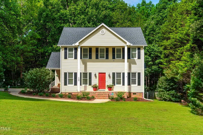 100 Marigold Pl, Garner, NC 27529