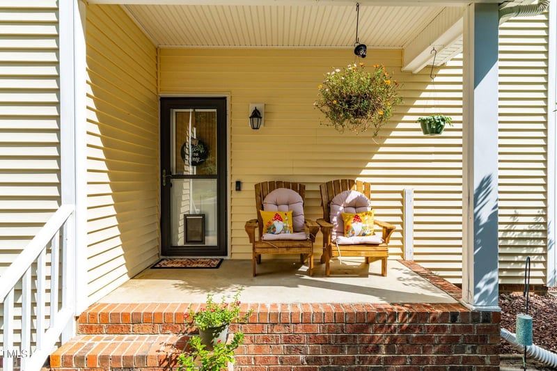 100 Marigold Pl, Garner, NC 27529