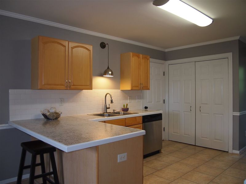100 Marilou Ln, Youngsville, NC 27596