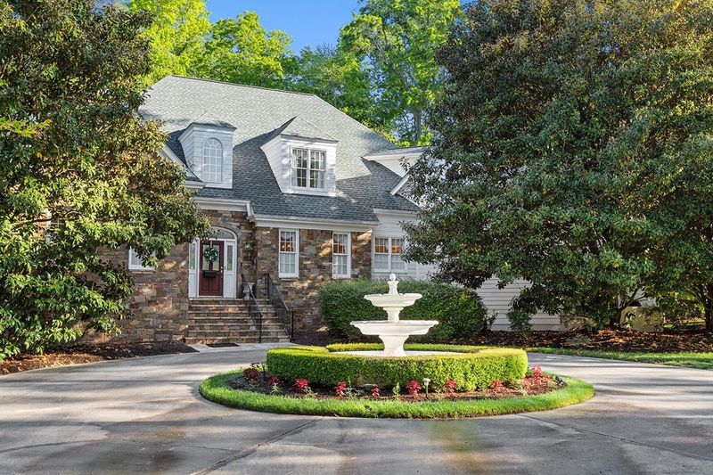 100 Marseille Pl, Cary, NC 27511