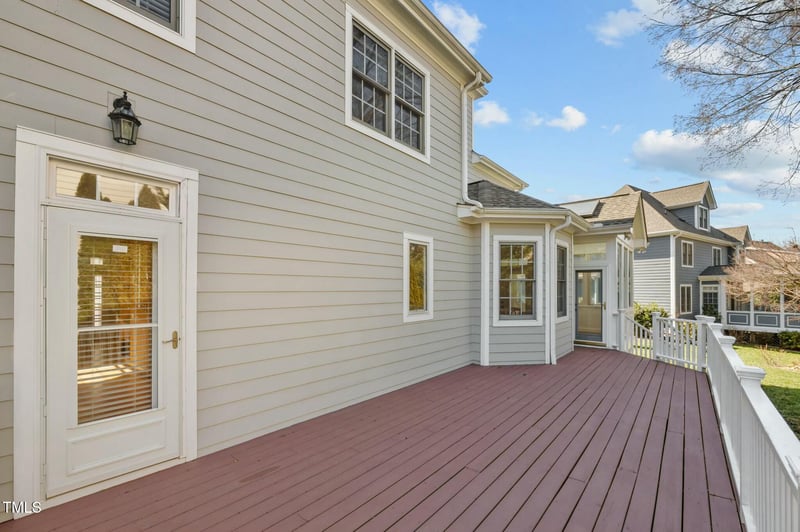 100 Maywood Way, Chapel Hill, NC 27516