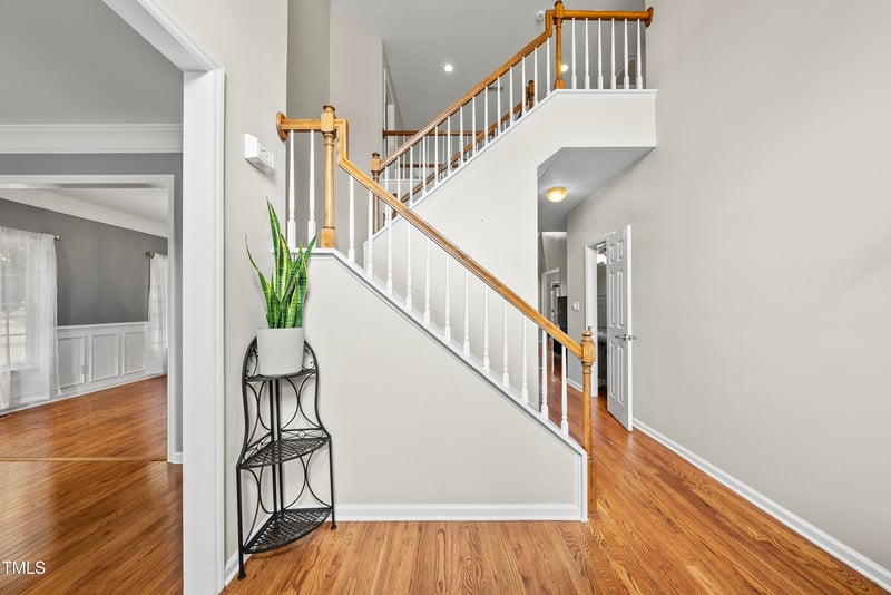 100 Mcnaughton Ct, Garner, NC 27529