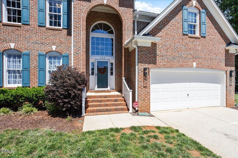 100 Mcnaughton Ct, Garner, NC 27529
