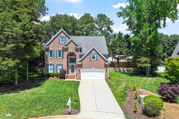 100 Mcnaughton Ct, Garner, NC 27529