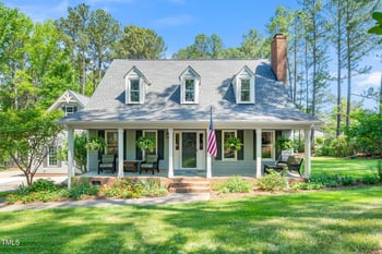 100 Mill Creek Dr, Fuquay Varina, NC 27526