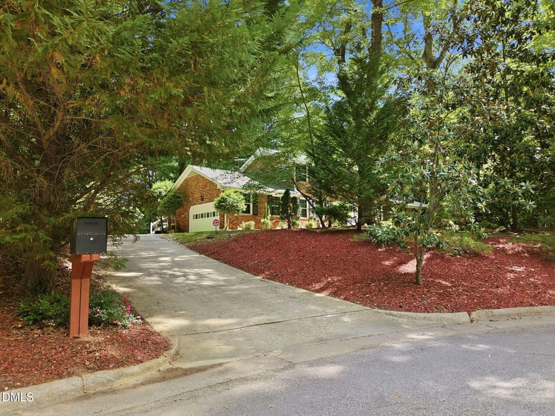 100 Moray Ct, Cary, NC 27511