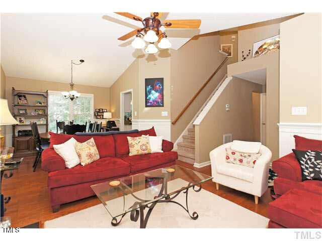 100 New Holland Pl, Cary, NC 27519