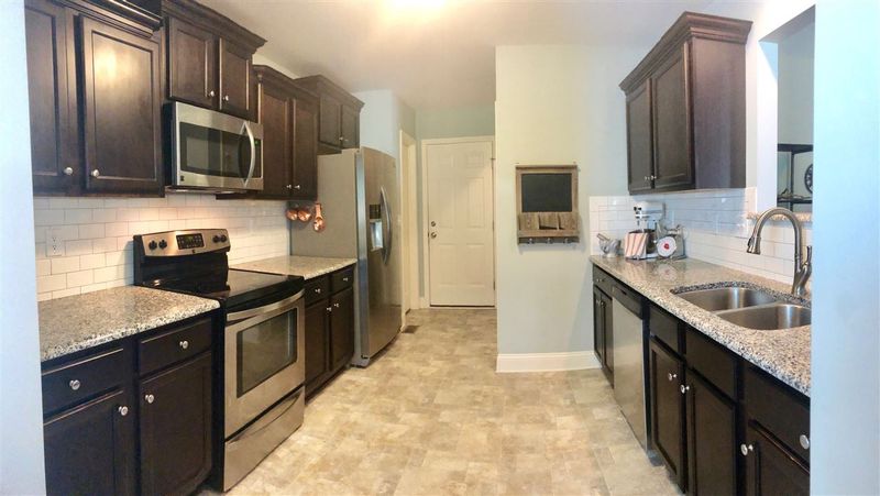 100 Newbury Dr, Angier, NC 27501
