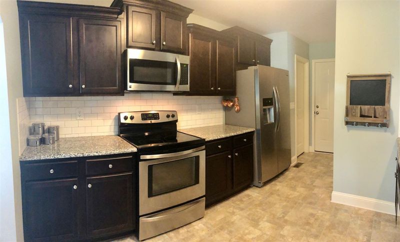 100 Newbury Dr, Angier, NC 27501