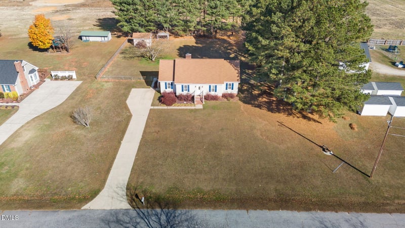 100 North Trl, Selma, NC 27576