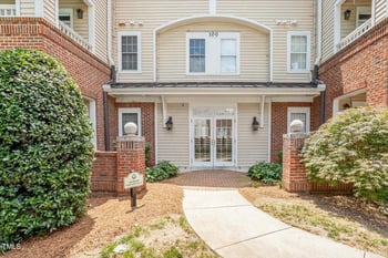 100 Northbrook Dr #104, Raleigh, NC 27609