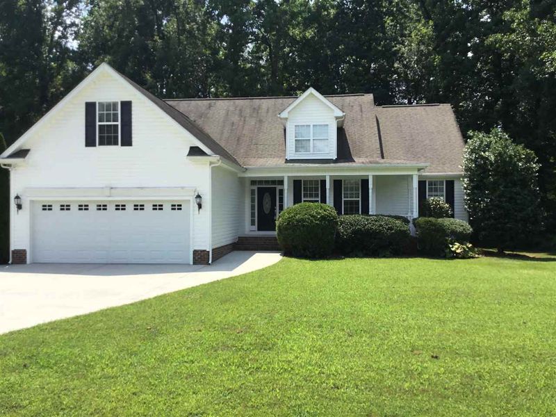 100 Oak Leaf Trl, Youngsville, NC 27596
