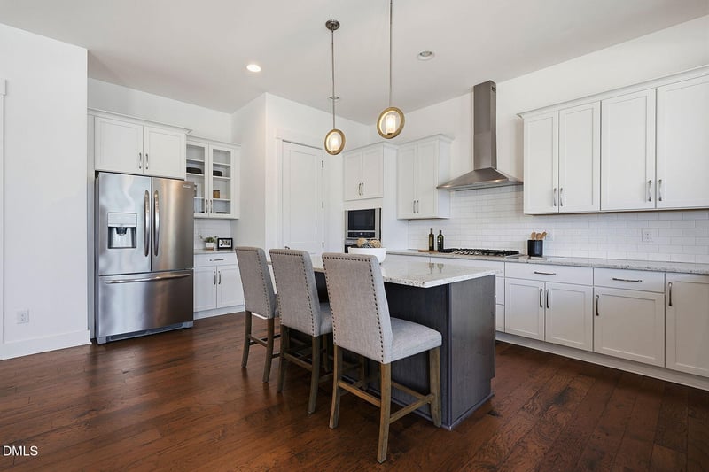 100 Oaks End Dr, Holly Springs, NC 27540