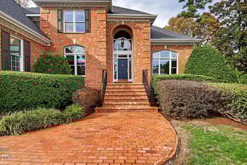 100 Palmyra Pl, Chapel Hill, NC 27514