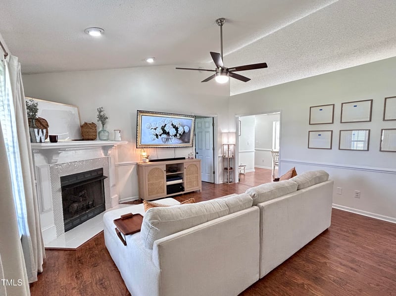 100 Parrish Farm Ln, Benson, NC 27504