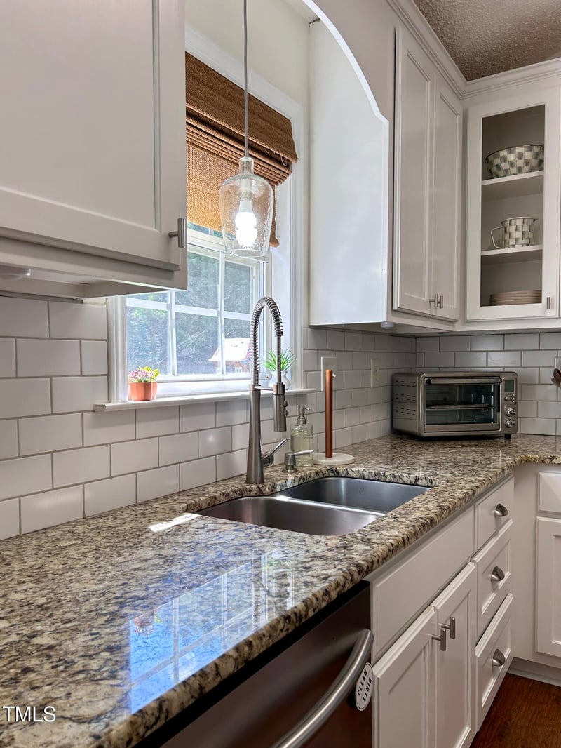100 Parrish Farm Ln, Benson, NC 27504