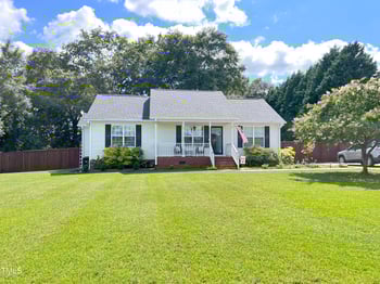 100 Parrish Farm Ln, Benson, NC 27504