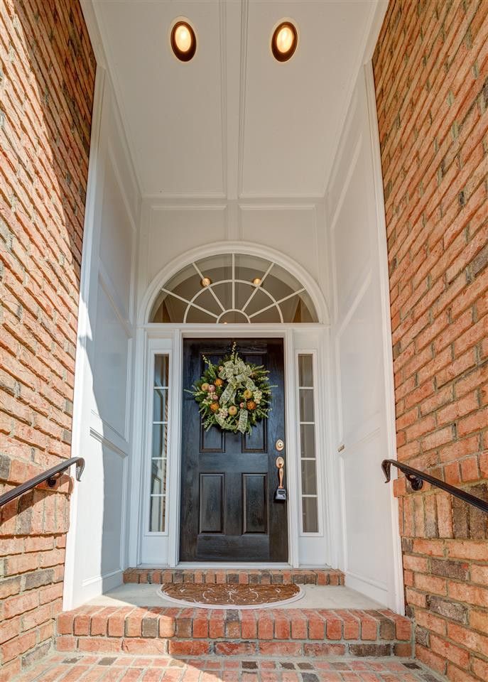 100 Partheni Ct, Cary, NC 27519