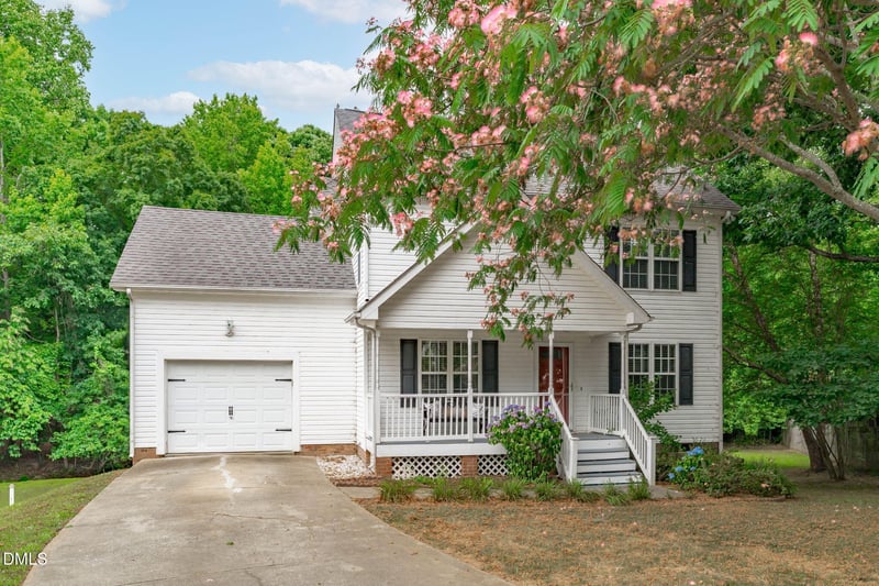 100 Peakhill Rd, Holly Springs, NC 27540