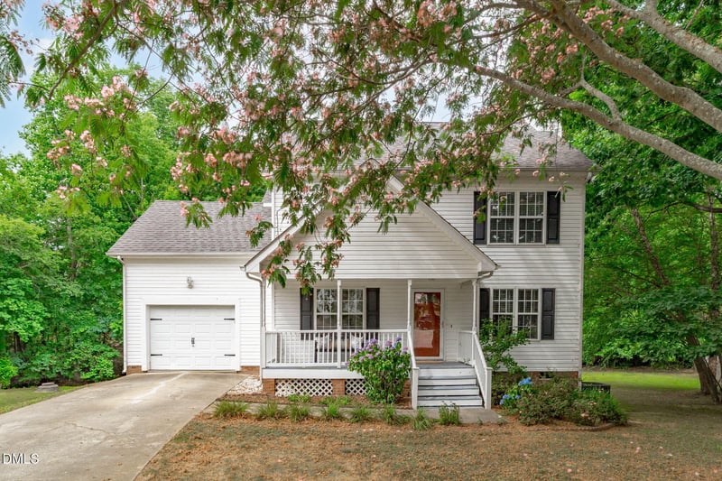 100 Peakhill Rd, Holly Springs, NC 27540