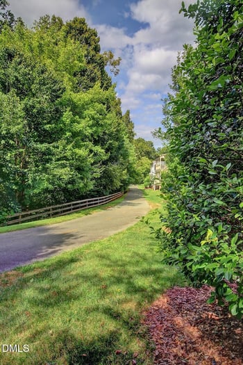 100 Piano St, Chapel Hill, NC 27516