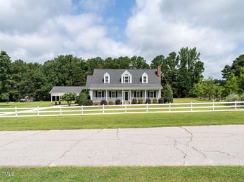 100 Pine Needle Dr, Angier, NC 27501