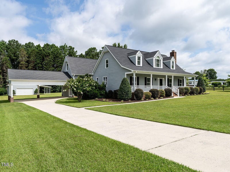 100 Pine Needle Dr, Angier, NC 27501