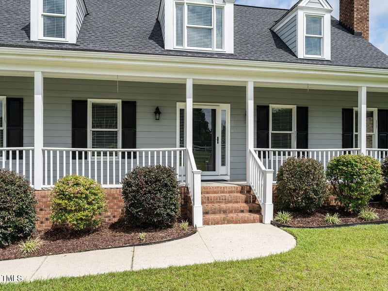 100 Pine Needle Dr, Angier, NC 27501