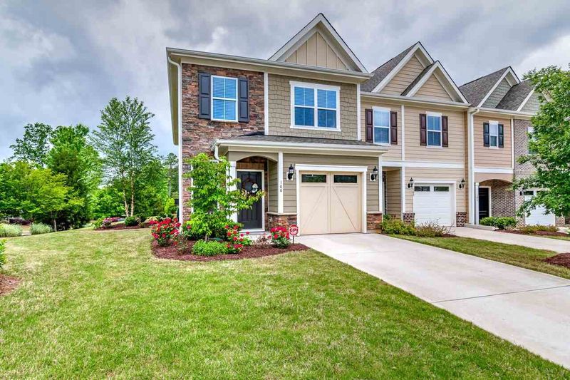 100 Pleasant Glen Ln, Apex, NC 27539